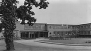 Hull Grammar School Entrance (Bishop Alcock Rd. Site) | Flickr