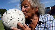 Murió el Trinche Carlovich: una leyenda del fútbol argentino - Fobal