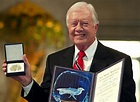 Carter accepts Nobel Peace Prize - CBS News