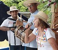 Entre saloma y baile de mejorana se desarrolla el Festival del Manito ...
