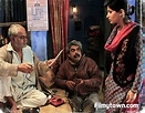 Ankhon Dekhi - Film Review Sanjay Mishra Rajat Kapoor Seema Bhargava ...
