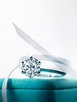 求婚戒指要有鑽石，求婚要學懂選擇鑽戒時的4C法則 | men's uno HK | LINE TODAY