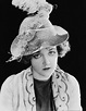 Mildred Davis: Lloyd's Leading Lady : Photo | Pretty hats, Photo, 1920s ...