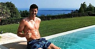 Robert Lewandowski opala się na Majorce. Ależ mięśnie! Instagram - Sport