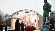 Putin y Díaz-Canel inauguran el monumento a Fidel Castro en Moscú - 22. ...