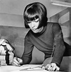 La creadora de la minifalda, Mary Quant, ausente de su exposición en ...