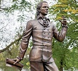 In Nürtingen ist gestern eine Bronzestatue des jungen Friedrich ...