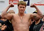 Alexander Povetkin vs Deontay Wilder heavyweight title fight postponed