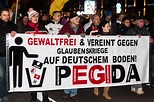 Pegida Demonstration in Dresden vom 02.03.2015 | News Photo ...