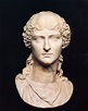 (Ritratto di Agrippina Maggiore, I secolo d.C., Musei Capitolini, Roma ...