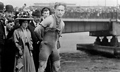 Harry Houdini, el escapista supremo - Radio Sarandí 690 AM :Radio ...