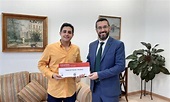 El alcalde ha recibido al comunicador linense, Rubén García ...