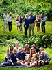 Pin by Melanie Milligan on SLD Photography | Big family photos, Fall ...