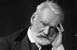 Nasce o escritor francês Victor Hugo | HISTORY