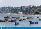 Bonitos Botes En La Playa Pescadores En Chorrillos Lima Peru ...