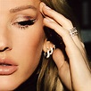 Ellie Goulding - Songbook for Christmass - Reviews - Album of The Year