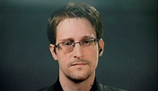 Edward Snowden Bio, Wiki, Net Worth, Married, Wife, Age, Height