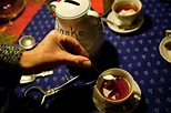Conheça a cultura do chá da Frísia Oriental, no norte da Alemanha - BOL ...