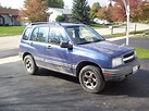 Chevrolet Tracker 1999 - Look at the car