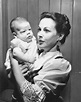 Vivien Leigh and her daughter Suzanne | Hedy lamarr, Vivien leigh ...