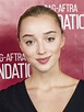 Foto de Phoebe Dynevor - Poster Phoebe Dynevor - AdoroCinema