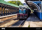 Kompanna Vidiya railway station, Colombo, Sri Lanka Stock Photo - Alamy
