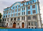 Edificio De La Escuela Naval De Nakhimov En San Petersburgo, Rusia ...
