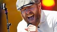 Alex Clare: The singer who chose his faith over Adele tour - BBC News