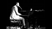 Brian McKnight - Live without you - YouTube