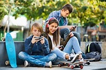 Teens and Social Media: How Does Social Media Affect Teenagers’ Mental ...