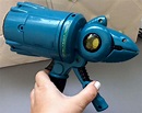 Despicable Me Shrink Ray Gun Replica Toy w/ Sound Effects & Lights ...