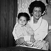 Maya Rudolph and mother Minnie Ripperton, in the late 70’s : r ...