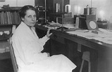 Lise Meitner: the (forgotten) scientist who explained nuclear fission ...