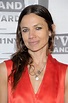 Family Ties’ Justine Bateman Freshman At UCLA; Actress Blogging About College Experience ...