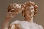 ¿Quién es Dioniso, el dios del vino y el teatro en la mitología griega ...