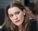 Who plays Love Quinn in You on Netflix? - Victoria Pedretti - YOU ...