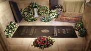 First picture of Queen Elizabeth's grave revealed