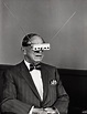 Inventor Hugo Gernsback demonstrating his television goggles in 1963 ...
