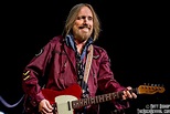 TOM PETTY & THE HEARTBREAKERS HYPNOTIZING AUDIENCES ON 2014 TOUR - The ...