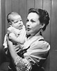 Vivien Leigh with grandson Rupert and Daughter Suzanne | Vivien leigh ...