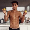 Tom Daley shows off his muscular physique in shirtless Instagram photo ...