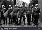 N.V.A. - D.D.R.: DDR Bereitschaftspolizei.