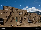 El pueblo de Taos, Nuevo México Taos, la más antigua continuamente ...