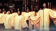 Whitney Houston (feat. The Georgia Mass Choir) "Joy to the World" - YouTube