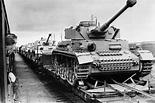 [Photo] Panzer IV medium tanks on rail cars for transportation to the ...