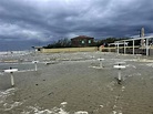 Onde, vento e pioggia sui lidi ravennati: i danni del maltempo sulla costa