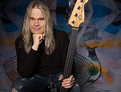 5 Foundational Fretless Bass Guitar Lessons From Tony Franklin ...