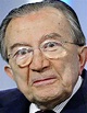 Giulio Andreotti, fost premier al Italiei, a încetat din viaţă ...