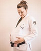 Grávida, Kyra Gracie mostra barrigão de 40 semanas do terceiro filho ...