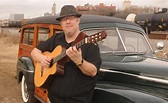 World-renowned fingerstyle guitarist Richard Smith returns to perform ...
